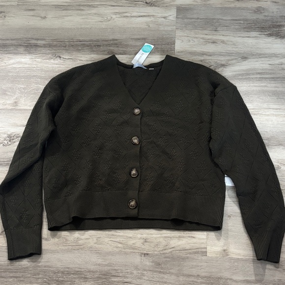 EVOLUTION BY CYRUS
Noel Pointelle Button Front Cardigan - Picture 3 of 5